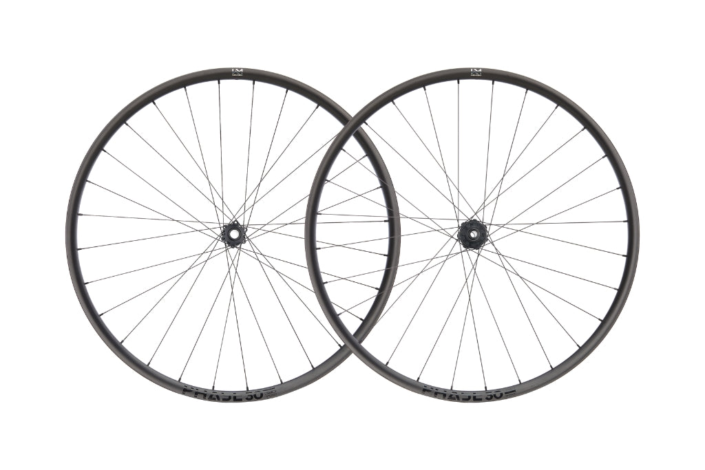 NEWMEN - PHASE 30 LIGHT 29" Carbon Wheel | Front | 6 Bolt | Boost
