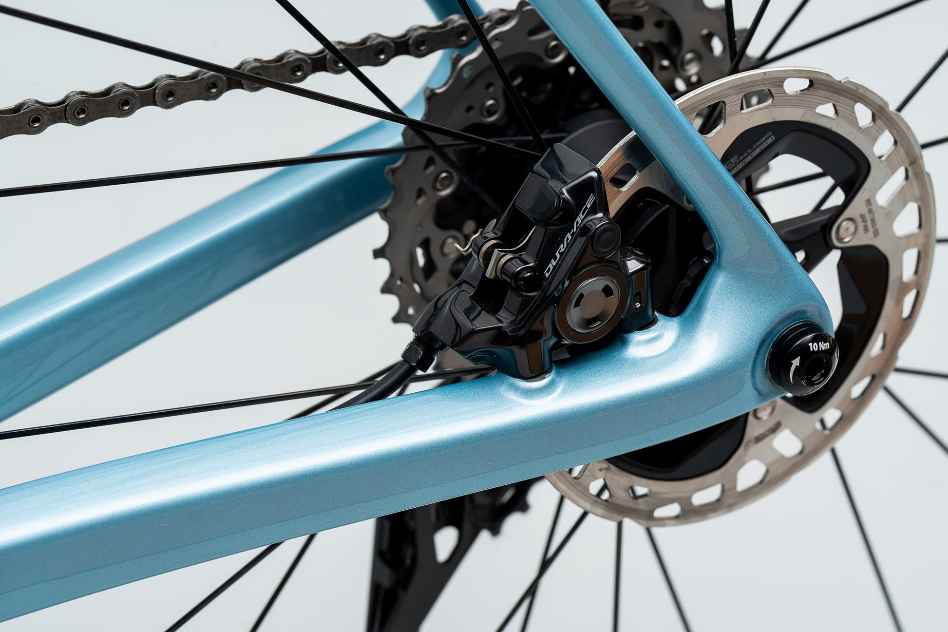 ARC8 ESCAPEE details showing rear brake caliper