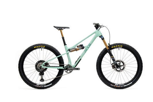 ARC8 EXTRA MY24 sage green launch XTR