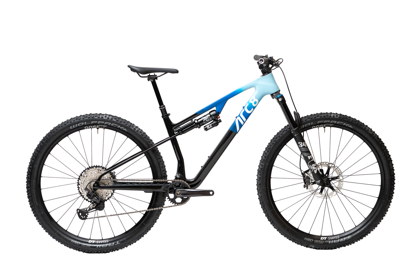 ARC 8 Essential Blue & Carbon. Shimano XT and Fox Performance Suspension